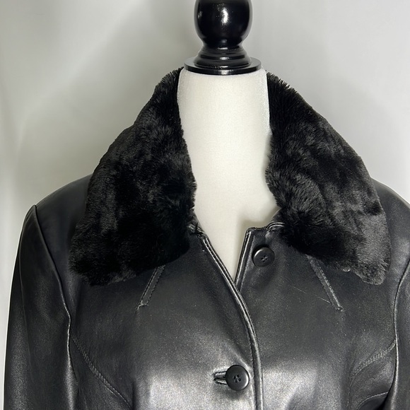 Danier Black Leather Button Up Coat - Picture 11 of 12